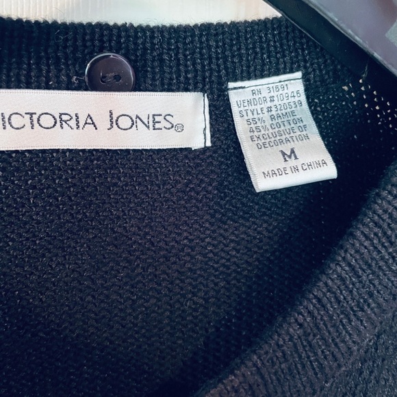 Holiday Sweater Cardigan Beautifully Embroidered w/Faux Pearls & Gold Beads - Picture 6 of 6